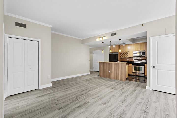 Property Photo:  610 Newark St 4E  NJ 07030 