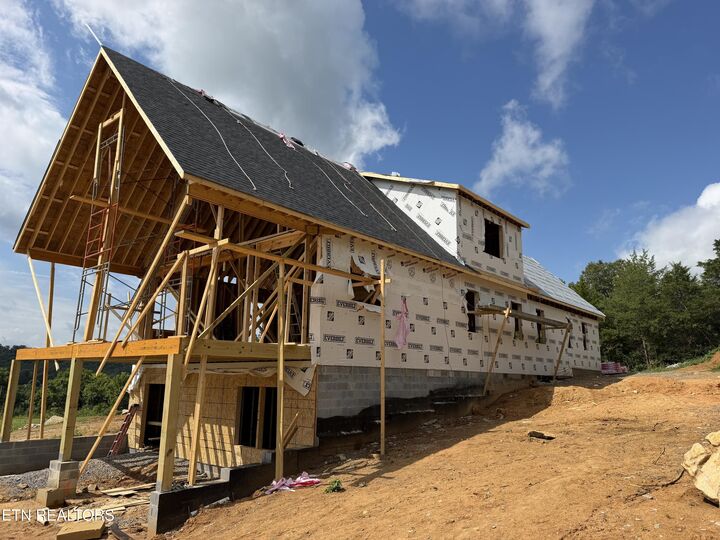 Property Photo: 861 Dalton Rd TN 37820