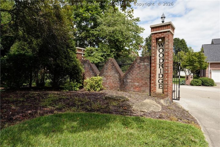 Property Photo:  8014 Southridge Way  WV 25526 
