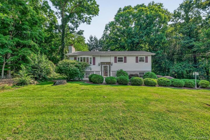 Property Photo:  37 Julie Drive  NY 12533 