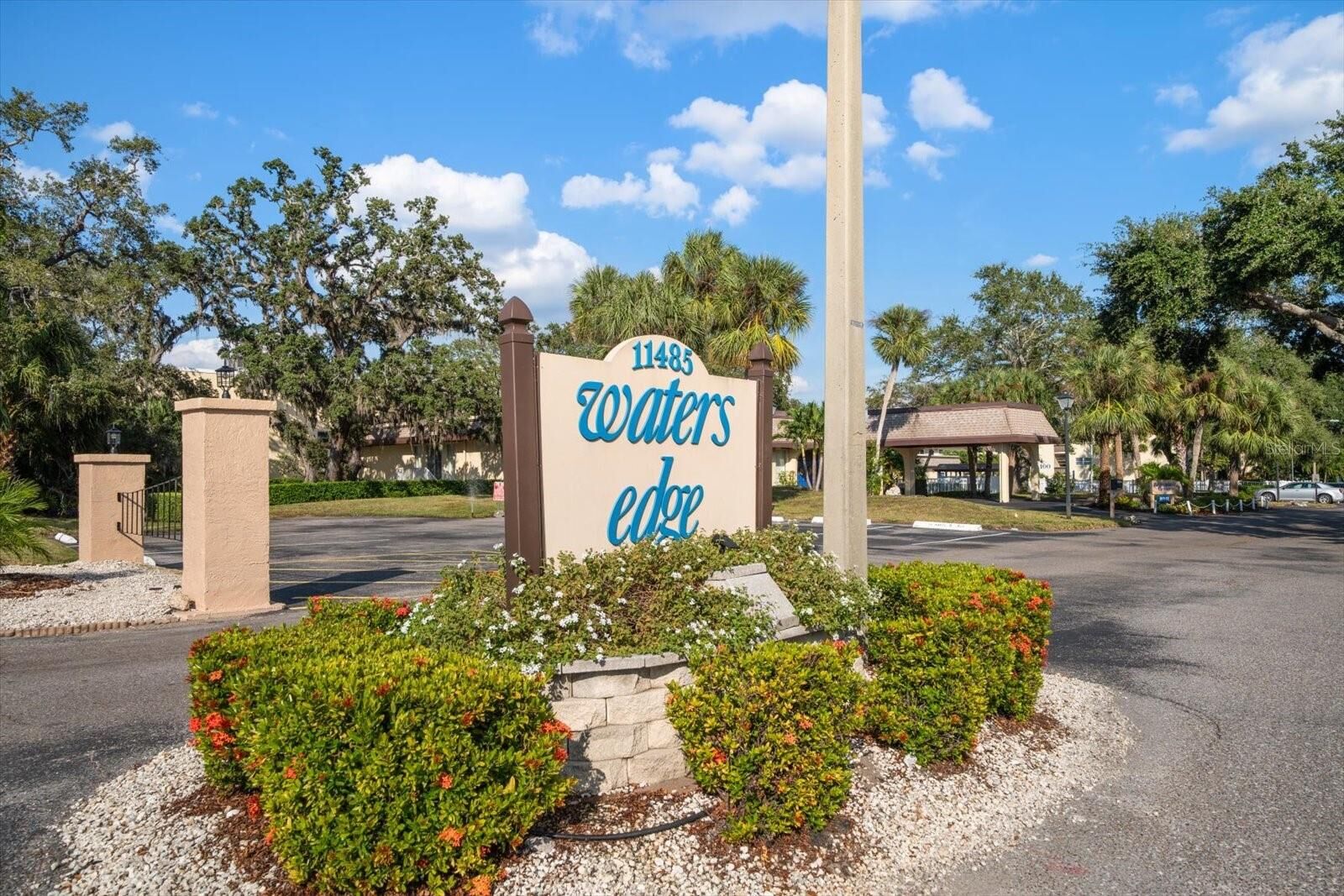 Property Photo:  11485 Oakhurst Road 1100-304  FL 33774 