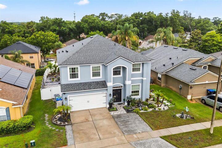 Property Photo: 2408 Cimmaron Ash Way FL 32703