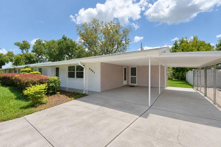 Property Photo: 2521 McCranie Place FL 33801