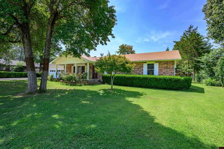Property Photo:  708 Baxter Avenue  AR 72653 