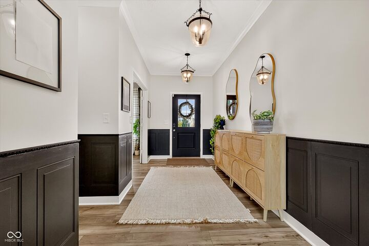 Property Photo: 1470 Stonehaven Drive IN 46074