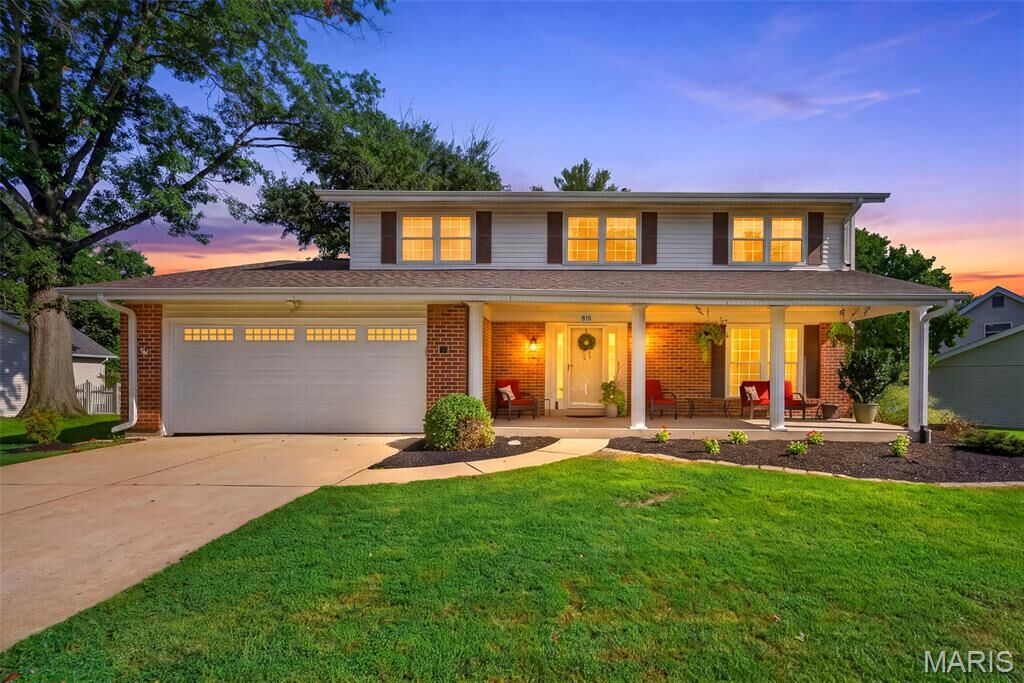 Property Photo:  815 Pine Village Court  MO 63021 