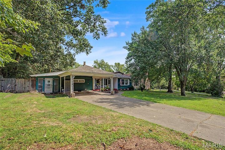 Property Photo:  2612 Maria Louise Lane  MO 63701 
