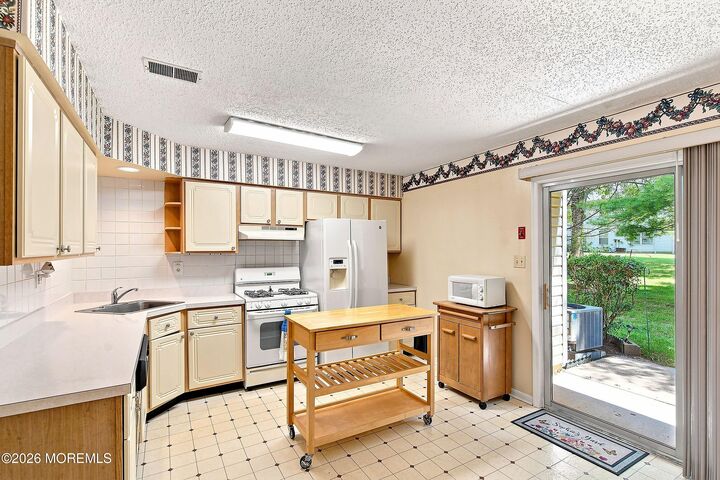 Property Photo:  25 Wyeth Drive  NJ 07728 