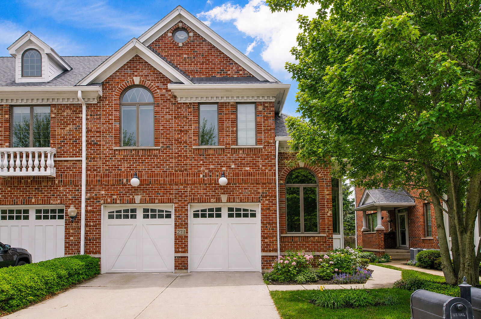 Property Photo:  271 Arbor Glen Boulevard 271  IL 60195 