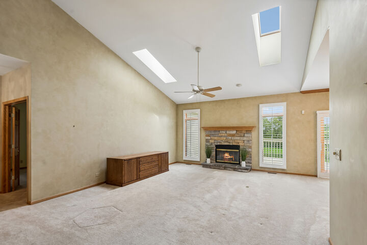 Property Photo: 789 Woodland Drive IL 60002