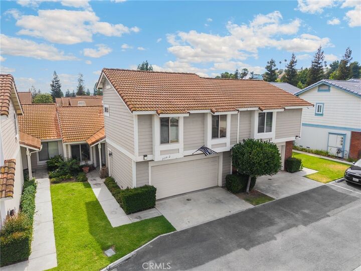 Property Photo:  2119 Dublin Lane 2  CA 91765 