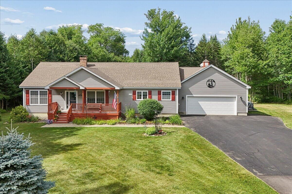 Property Photo:  4 Trout Brook Lane  ME 04974 