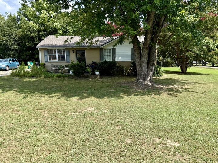 Property Photo: 265 Freeman Dr TN 37091