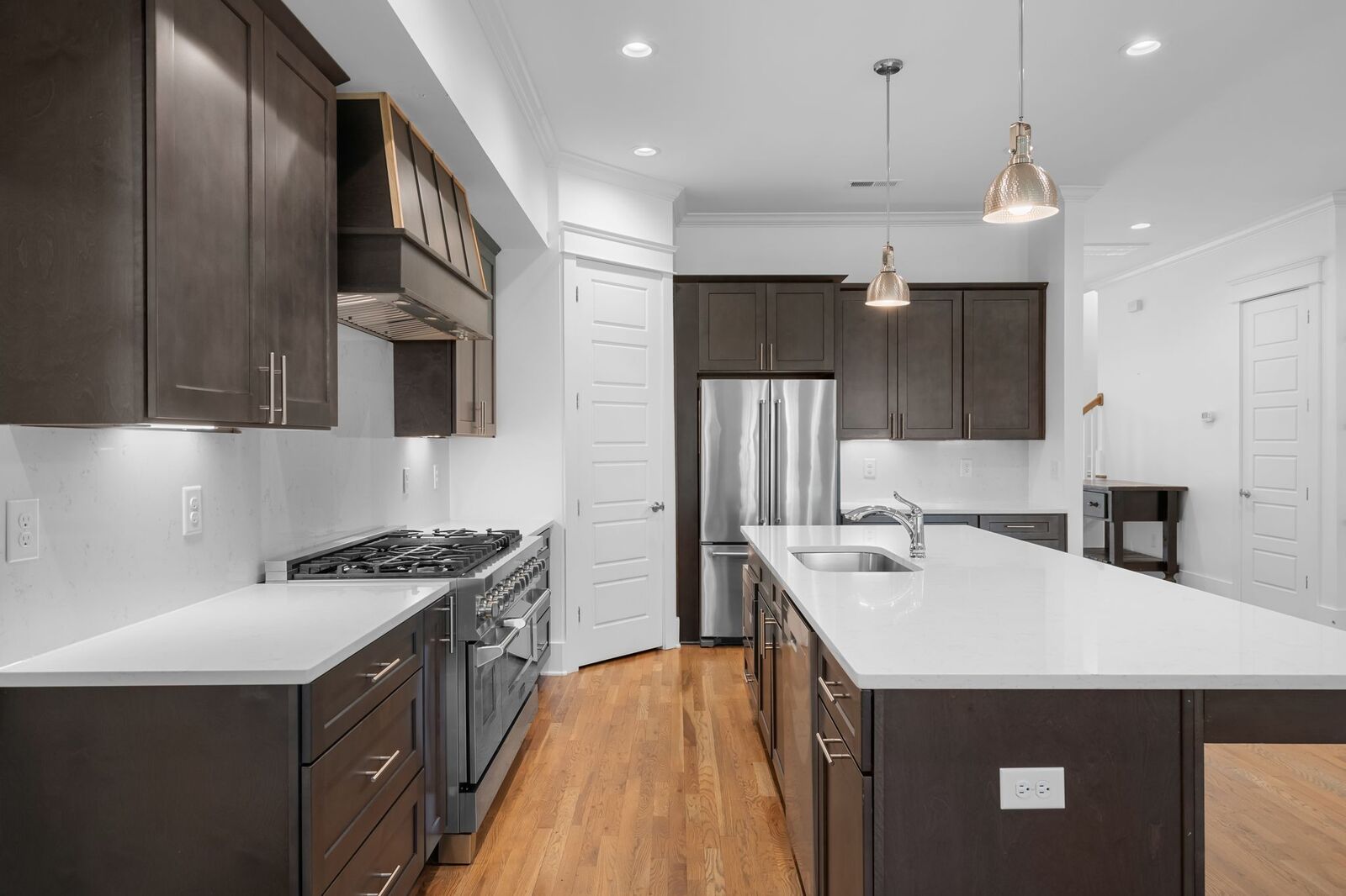 Property Photo:  120B Lincoln Ct  TN 37205 