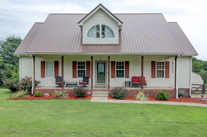 Property Photo:  2964 Sweethome Rd  TN 37035 