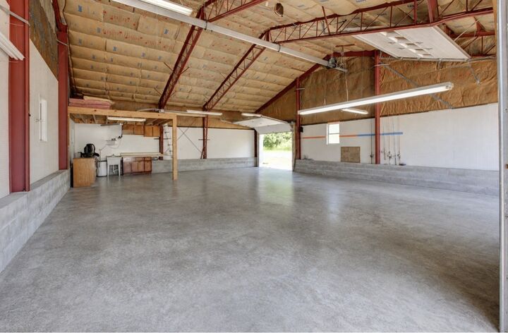 Property Photo: 1637 Ogburn Chapel Rd TN 37042
