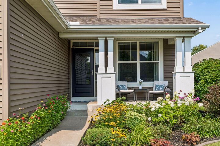 Property Photo: 13816 Savanna Drive MN 55374