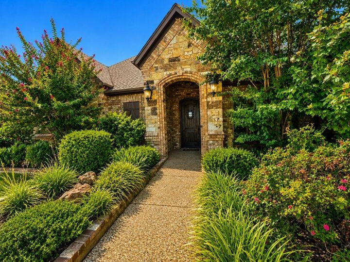 Property Photo: 1317 Bluff Springs Drive TX 76052
