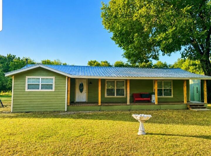 Property Photo:  175 County Road 2032  TX 75448 