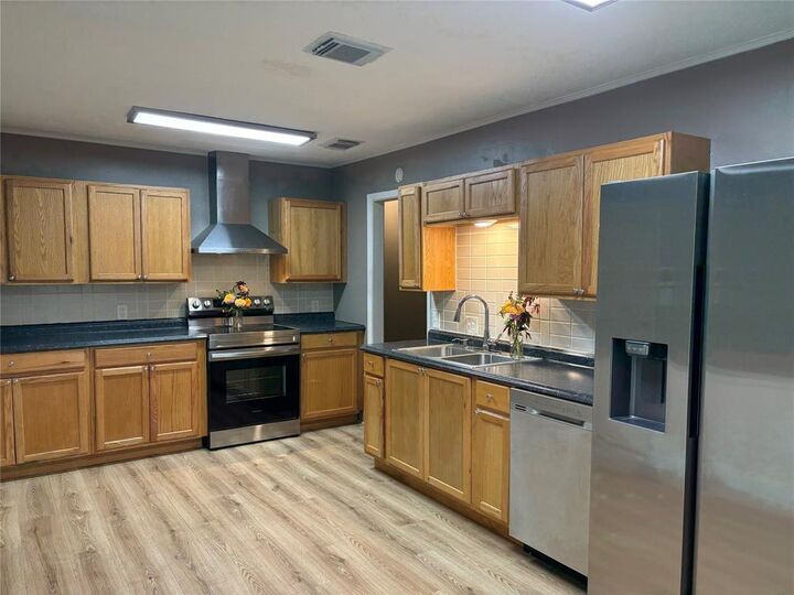 Property Photo: 9368 Wardlow Drive LA 71106