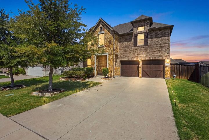 Property Photo:  2370 Canary Grass Lane  TX 75078 