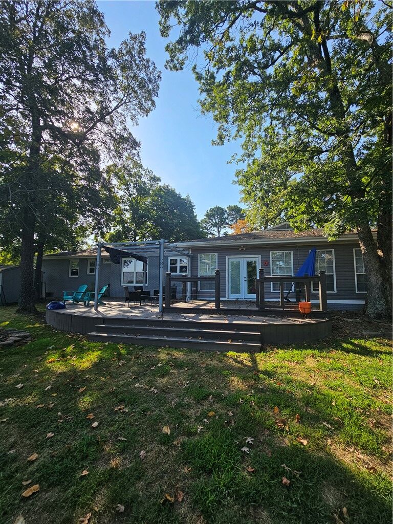 Property Photo: 1 Hillcrest Drive AR 72631