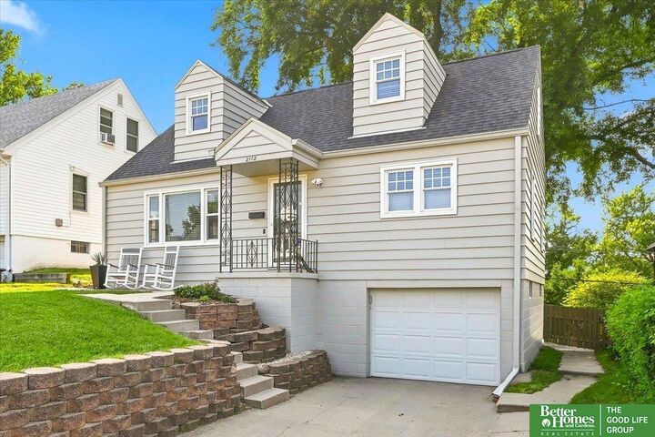 Property Photo:  2112 S 49 Avenue  NE 68106 