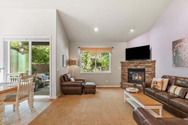 Property Photo:  61131 Lodgepole Drive  OR 97702 