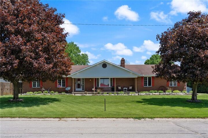 Property Photo: 8 Causyn Avenue ON N0E 1G0
