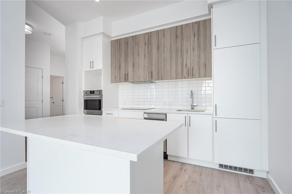 Property Photo: 181 King Street S 1508 ON N2J 1P7