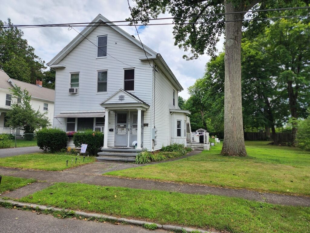 Property Photo: 1009 Maple Street MA 01069