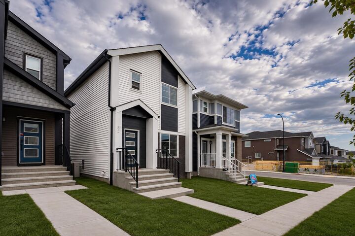 Property Photo: 52 Lewiston Drive NE AB T3P 2J5