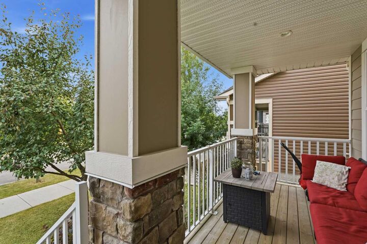 Property Photo: 70 Legacy Glen Way SE AB T2X 4E4