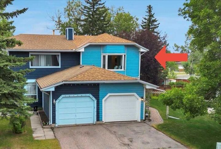 Property Photo: 168 Midpark Gardens SE AB T2X 1N7