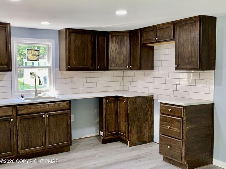 Property Photo:  171 Green Mountain Drive  PA 18302 