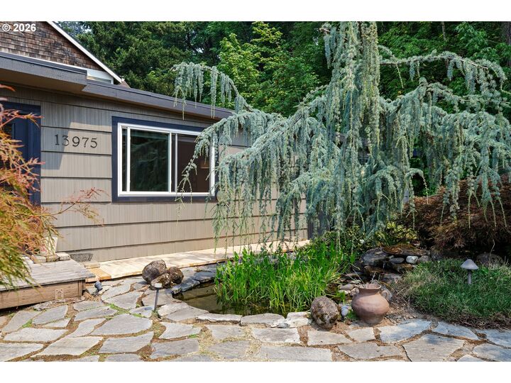 Property Photo:  13975 Forsythe Rd  OR 97045 