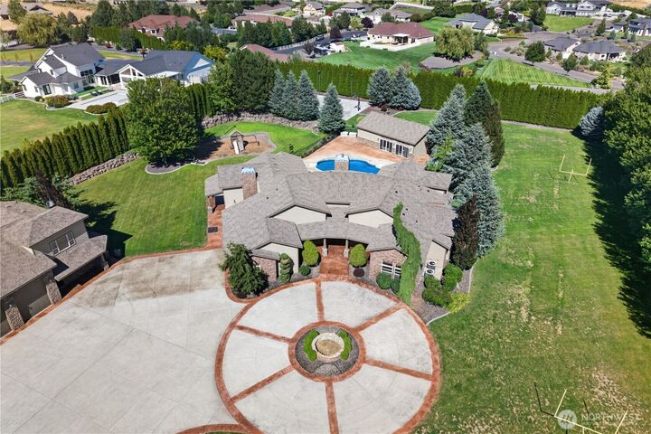 Property Photo:  93006 E Chelsea Road  WA 99338 