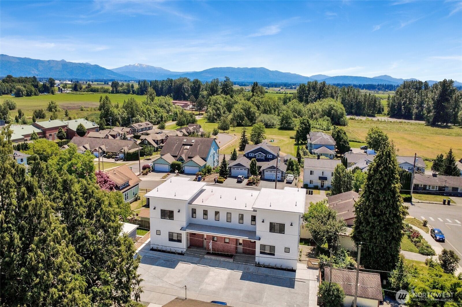Property Photo:  105 S 8th Street 103  WA 98264 