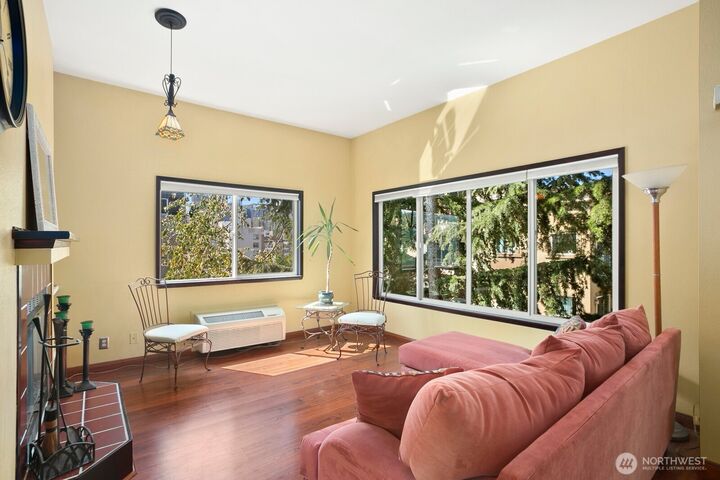 Property Photo: 1617 Summit Avenue 42 WA 98122