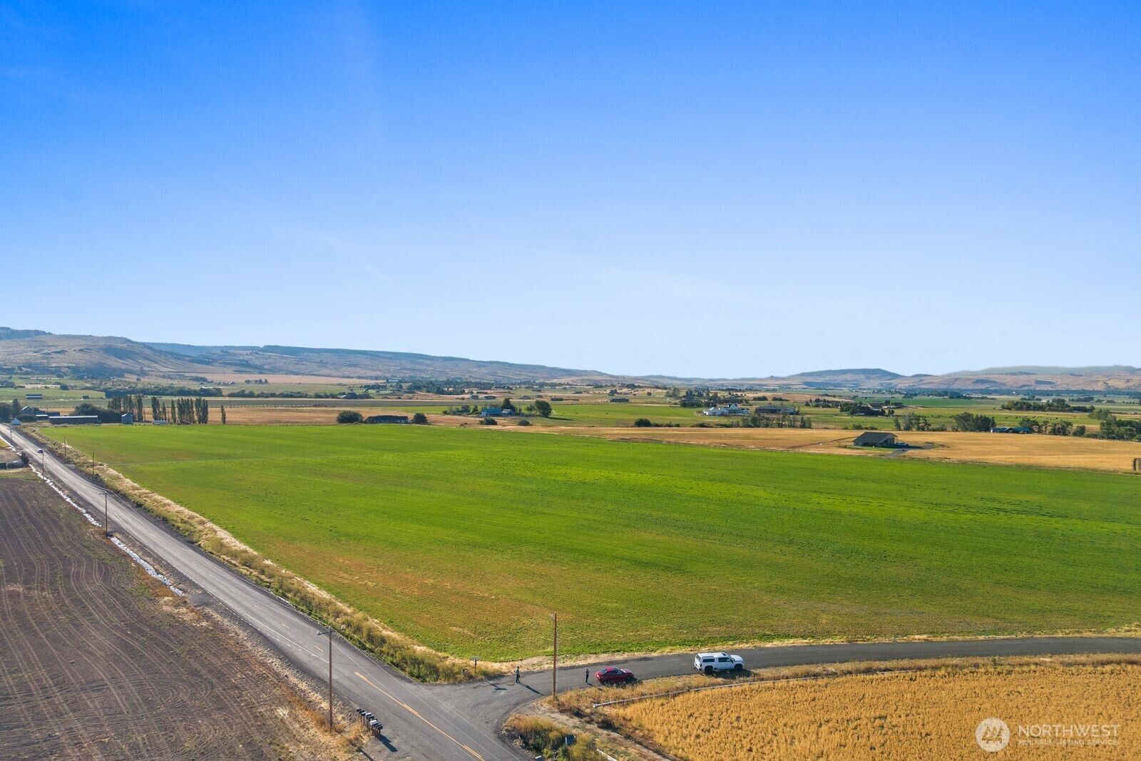 Property Photo: 2 X Edge Bluff Loop WA 98926