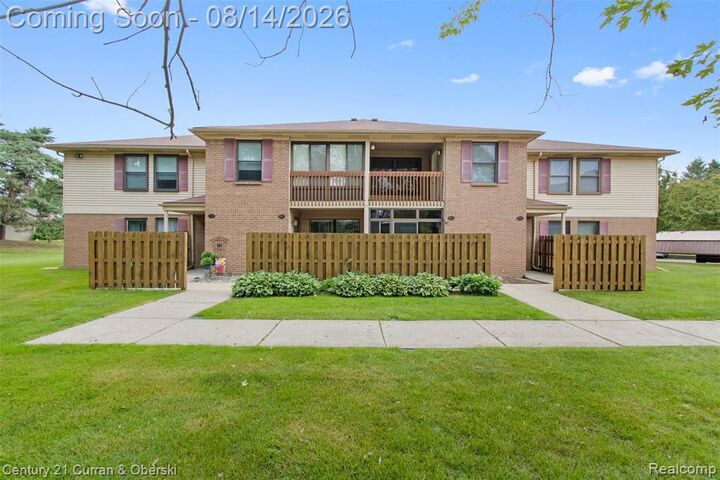 Property Photo:  19313 Surrey Ln  MI 48167 