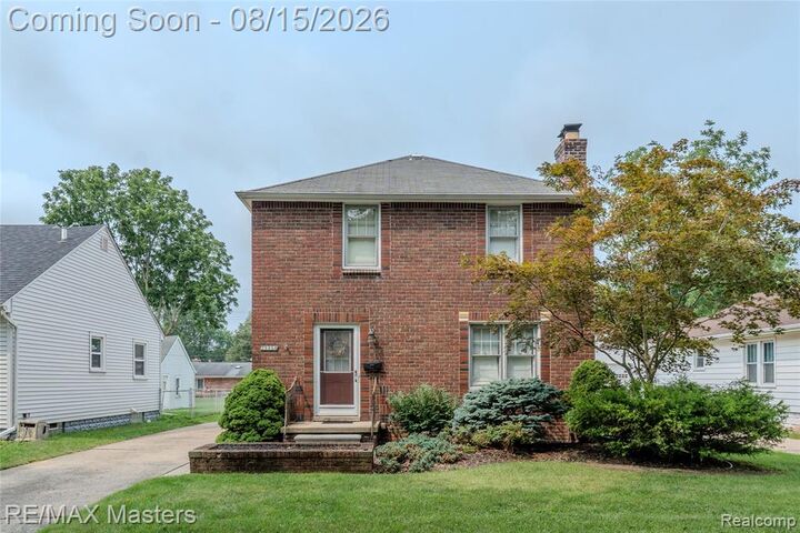 Property Photo: 29386 Walnut Street MI 48134