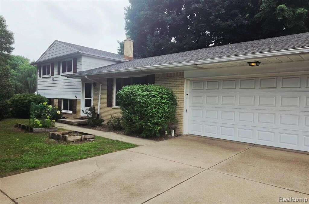 Property Photo:  25590 Wick Road  MI 48180 