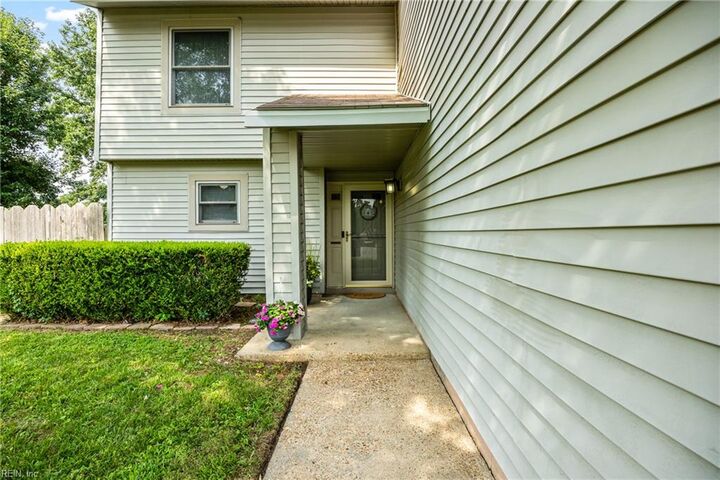 Property Photo: 3913 Antelope Ct VA 23456