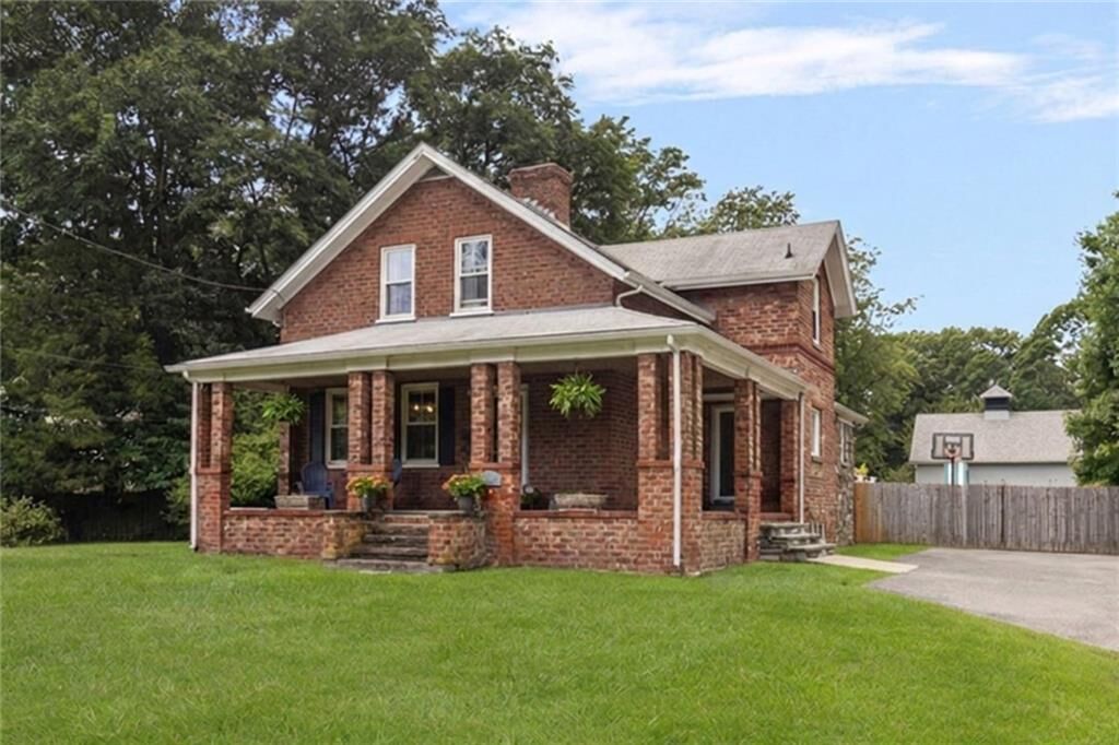 Property Photo:  248 New Meadow Road  RI 02806 
