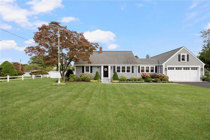 Property Photo:  129 Fieldwood Avenue  MA 02771 