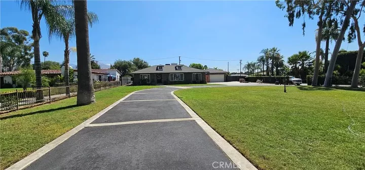Property Photo: 3037 Valencia CA 92404