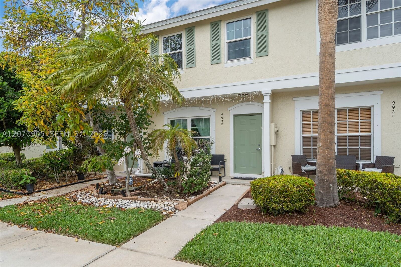Property Photo:  9925 NW 57th Manor  FL 33076 