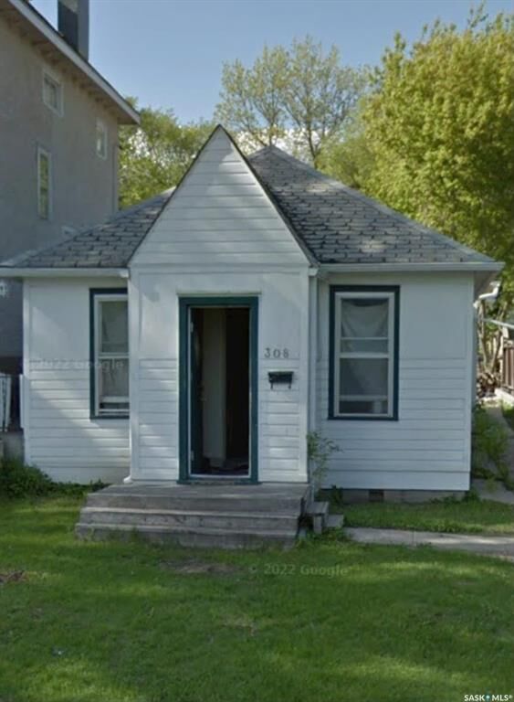 308 26th Street — photo 1