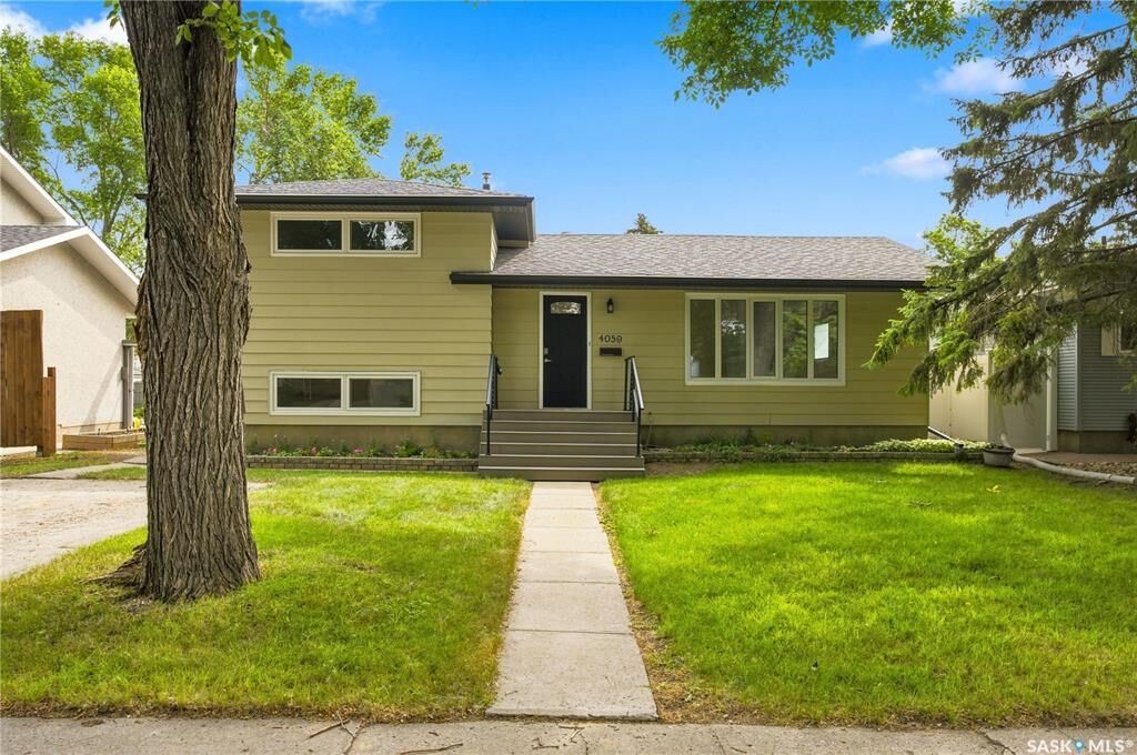 Property Photo: 4059 Elphinstone Street SK S4S 3L1
